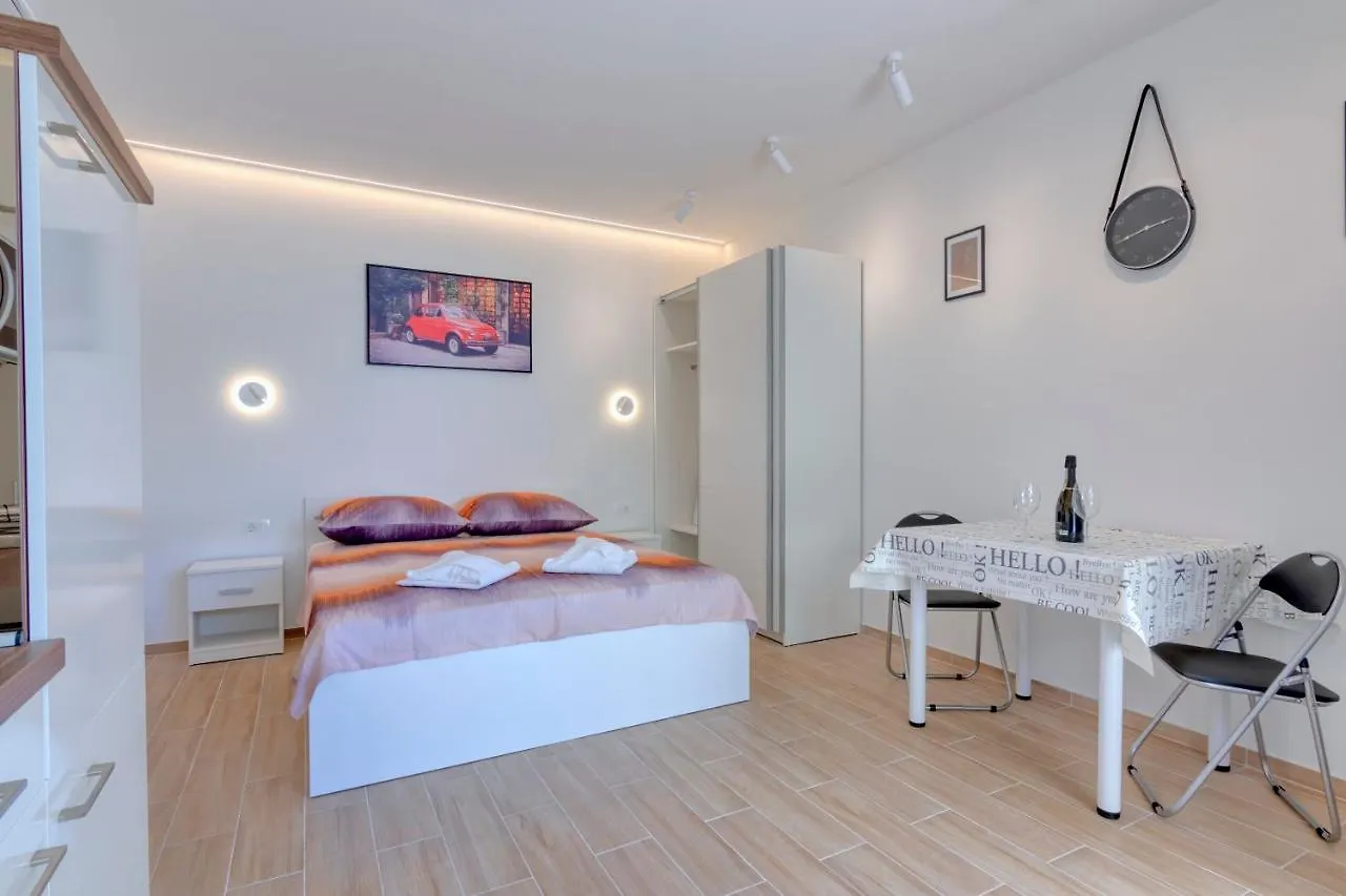 Apartment Light In Pula Croatia